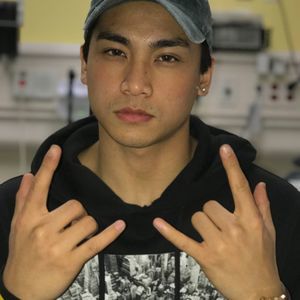 Meet your Posher, Tom